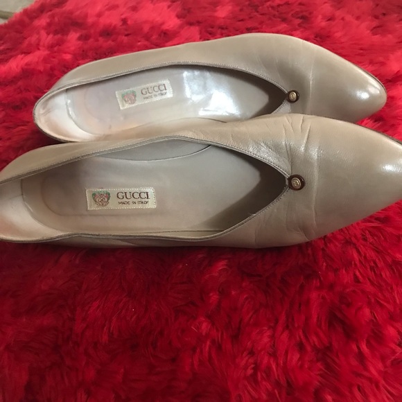 Authentic Gucci Brown Leather pumps, 2” heels, size 8B - Picture 2 of 12